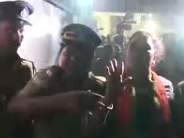 அனுமதிக்க வேண்டும் 