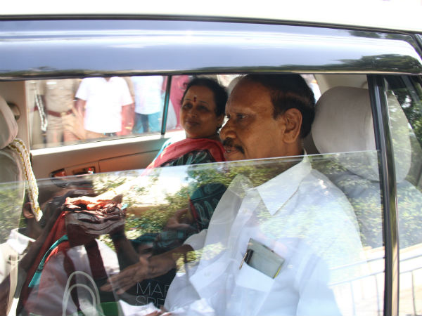 மத்திய அரசு வஞ்சிக்கிறது 