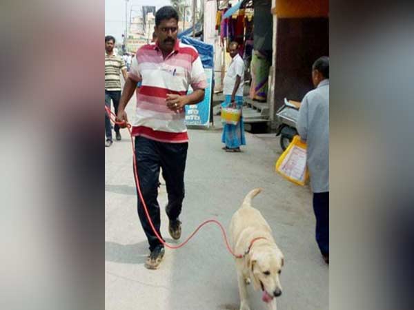  வாடிக்கையாளர்கள் வருகை
