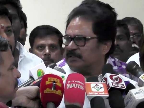 Sitting judge should investigate Kodanad estate muder case: Thirunavukkarasar Sitting judge should investigate Kodanad estate muder case: Thirunavukkarasar