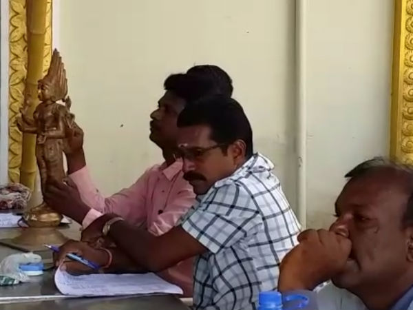 15 கோவில்களின் சிலைகள் 