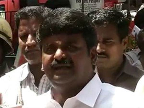 பெரிதுபடுத்தாதீர்கள் பெரிதுபடுத்தாதீர்கள்