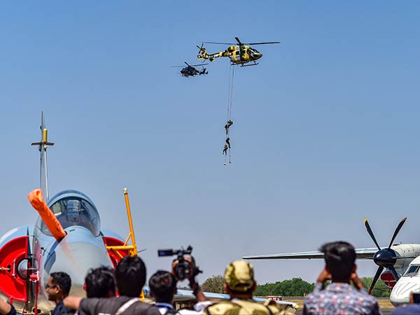 Aero India 2019: Rafale combat aircraft fly at low speed to pay tribute to Wing Commander Sahil Gandhi 