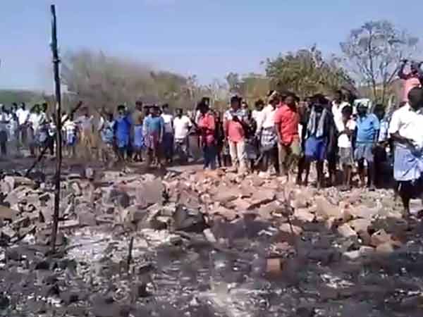 how the cracker blast held