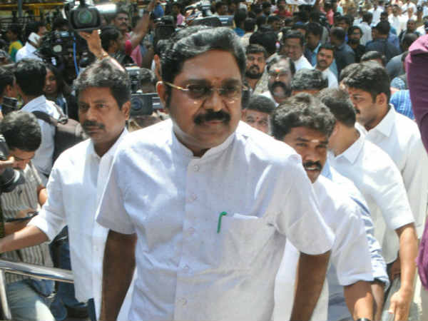 பிசுபிசுக்க வைக்க தினகரனும் தீவிரம்