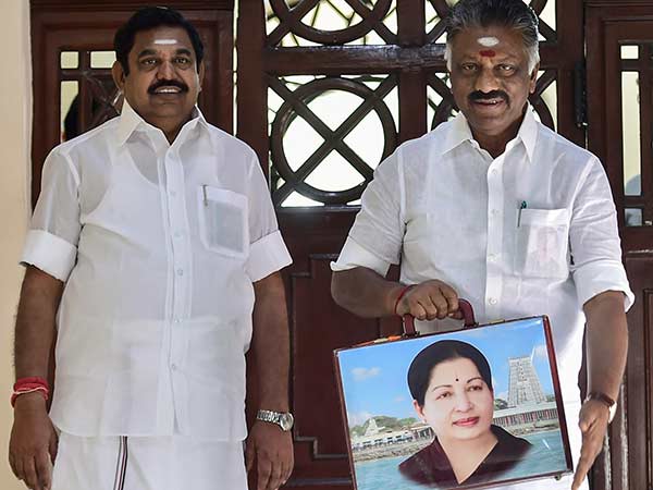 அதிருப்தியில் அரசு ஊழியர்கள்