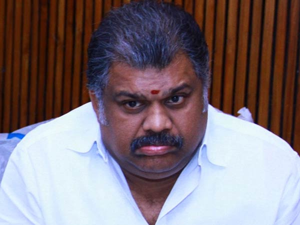 யாரையும் காணோம் 