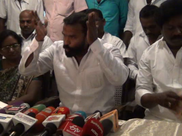 அமெரிக்காவில் சிகிச்சை அமெரிக்காவில் சிகிச்சை
