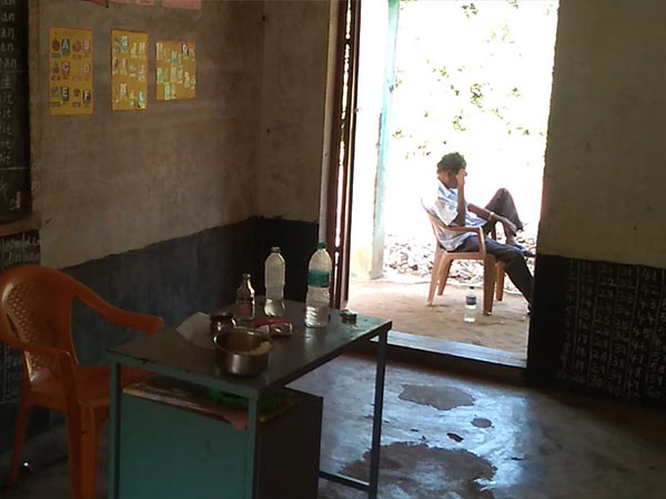 புளூ சட்டை 