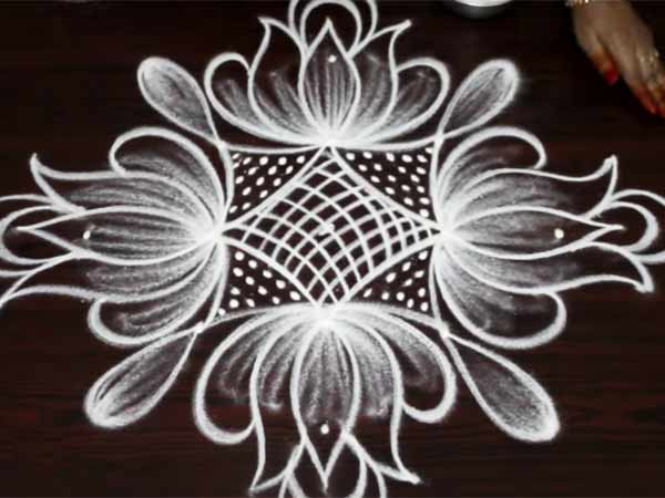 தாமரைக்கோலம் 