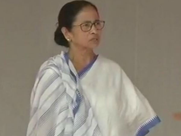 போராடினார் 