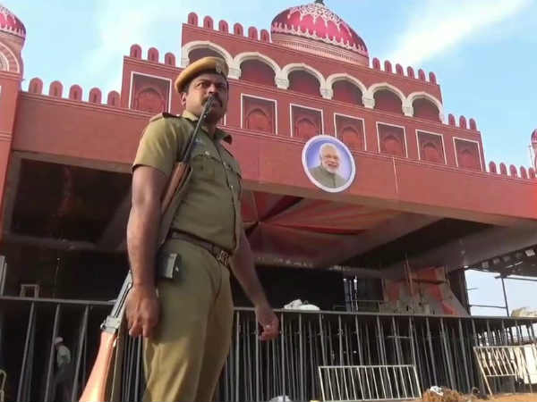 pm narendra modi comes to kanyakumari 5 thousand police concentration