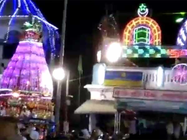 மத வேறுபாடு இல்லை மத வேறுபாடு இல்லை