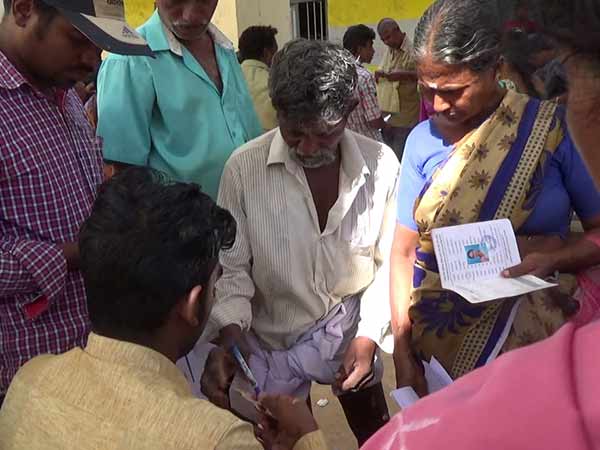 வசூலிக்க எதிர்ப்பு