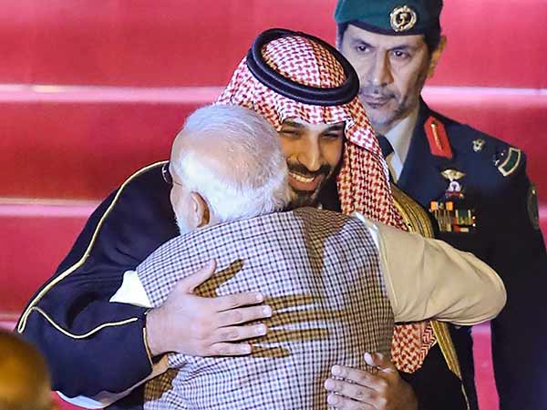  கடும் எதிர்ப்பு 