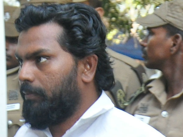 உயிரிழந்தார் 