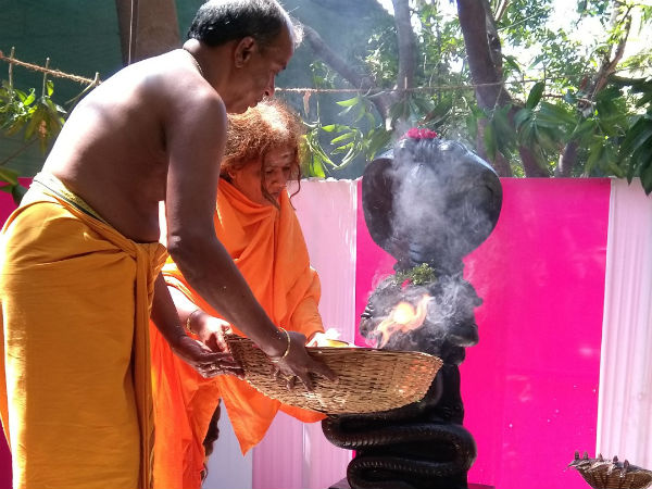 குடும்பத்தில் குதூகலம்