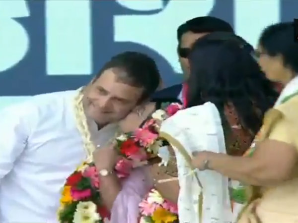 புன்முறுவல் 