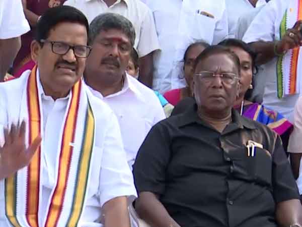 கிரண் பேடி தூக்கி எறியப்படுவார் கிரண் பேடி தூக்கி எறியப்படுவார்