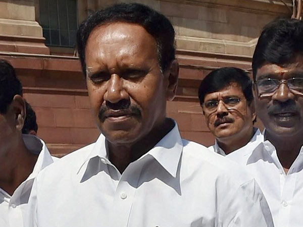 தம்பிதுரை 