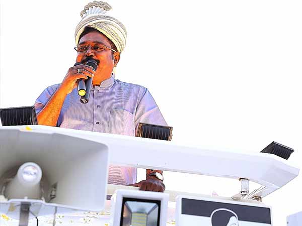 அமைச்சர் சண்முகத்துக்கு பதிலடி அமைச்சர் சண்முகத்துக்கு பதிலடி