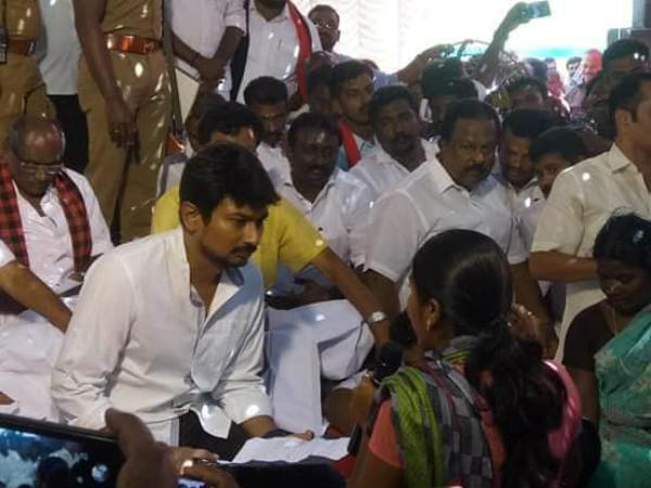 உதயநிதி கூட்டம் உதயநிதி கூட்டம்