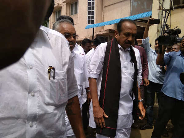 ரத்தக்களறி ஆயிடும் 