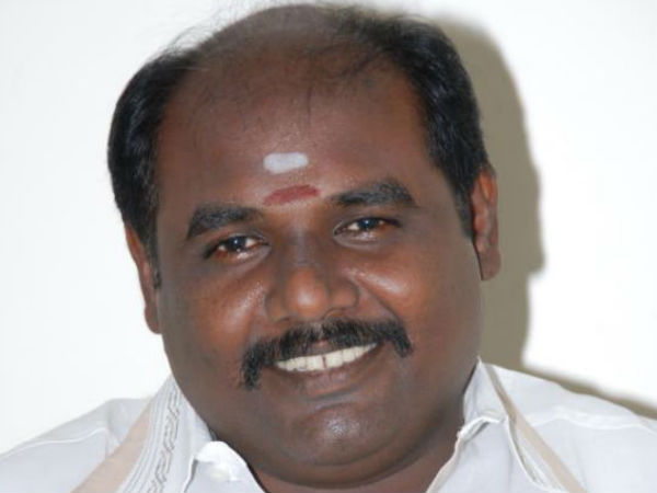 குவியல் குவியலாக கட்சிகள்