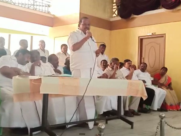 வலியை தாங்கினேன் 