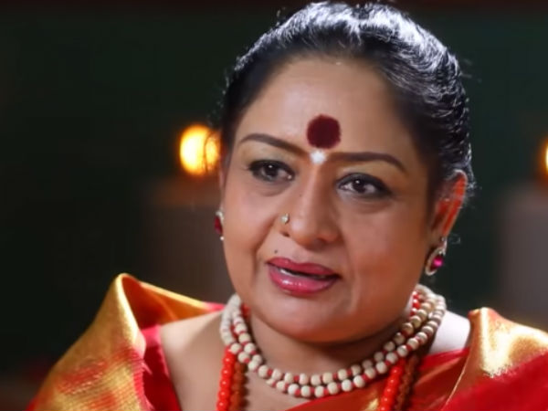 அம்மாவுக்கு பணிவிடை 