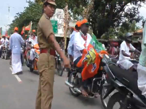 bjp cadres hold two wheeler rally in nellai district