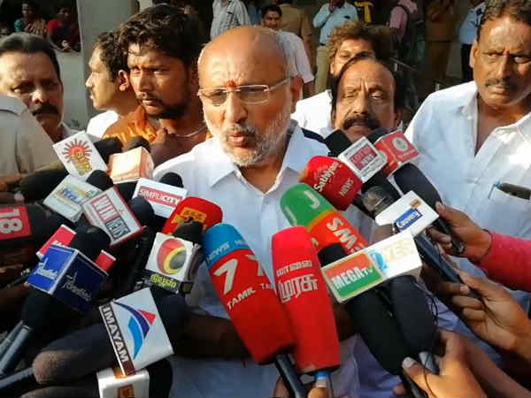 அரசியல் கட்சிகள் 