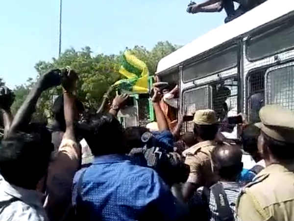 demanding-pasumpon-muthuramalinga-thevar-naming-madurai-airport