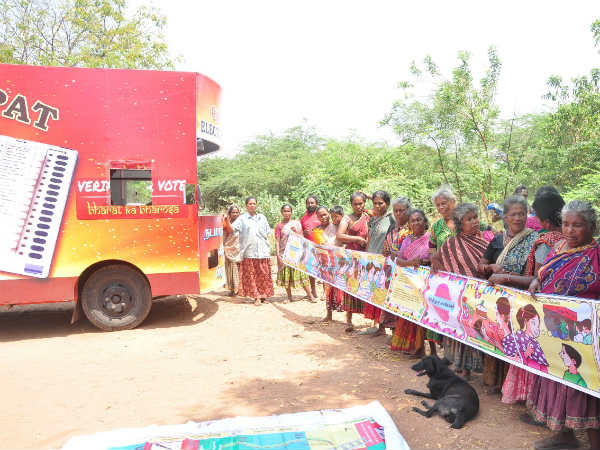 Gyspy community pledges for no note for vote