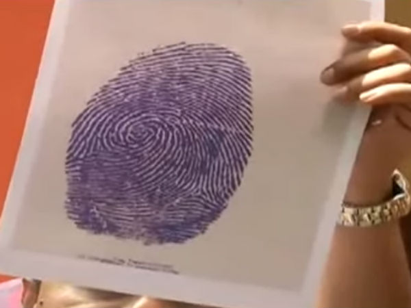 குளறுபடி பின்னணி 