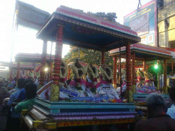 அறுபத்து மூவருக்கு காட்சி தரும் கபாலீஸ்வரர் அறுபத்து மூவருக்கு காட்சி தரும் கபாலீஸ்வரர்