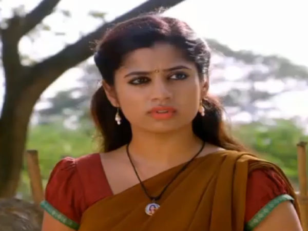 காத்திருக்கும் சவுந்தர்யா 