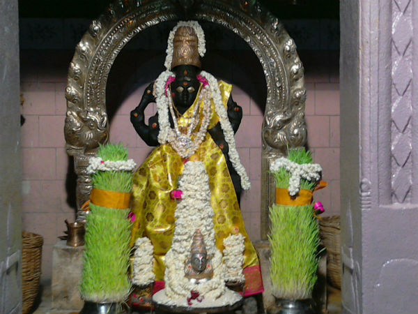 குல தெய்வத்திற்கு அழைப்பு