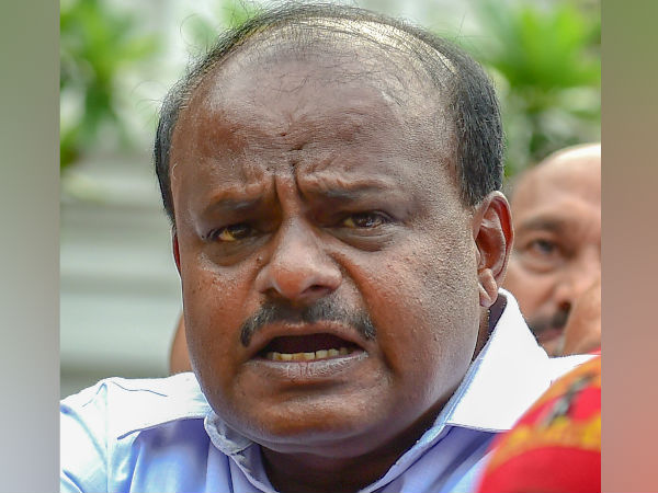 காங்கிரசும் கண்டனம் 