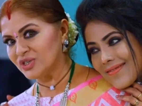 ஆஸ்பத்திரியில் 