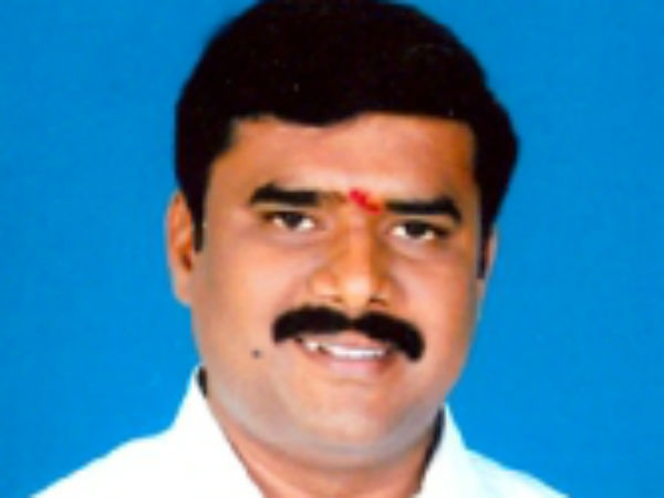 கடம்பூர் ராஜூ 