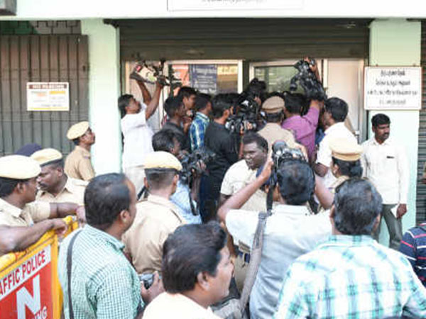 பலத்த பாதுகாப்பு 