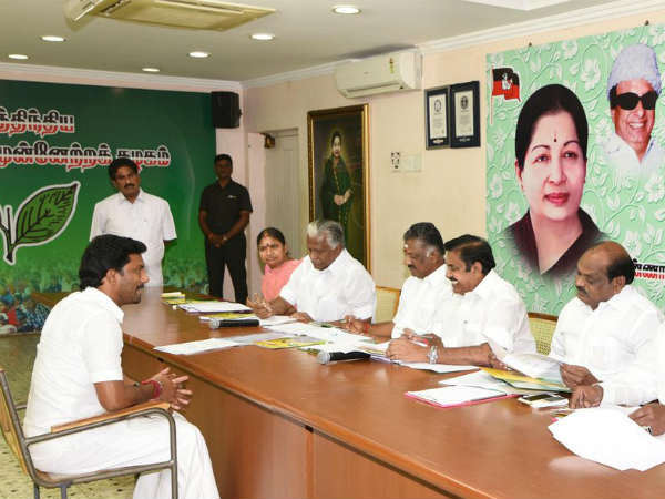 கேள்வி எழுப்பினார் 