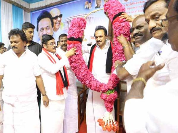 மாயை மாயை