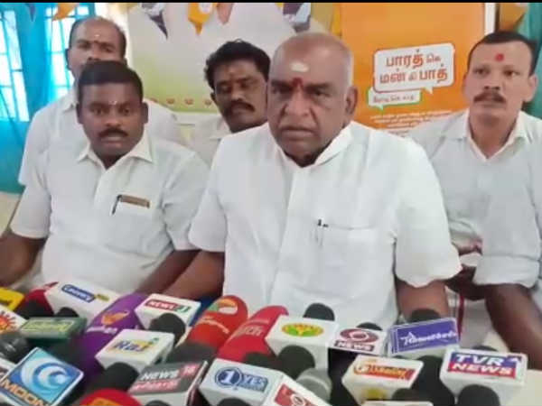 பொன். ராதாகிருஷ்ணன் விமர்சனம் 