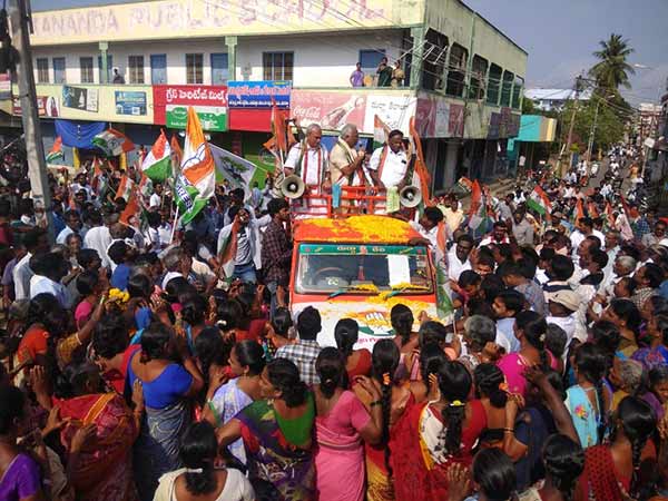 பிரெஞ்சு மொழியிலும்