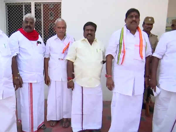 முக்கிய தலைவர்கள்
