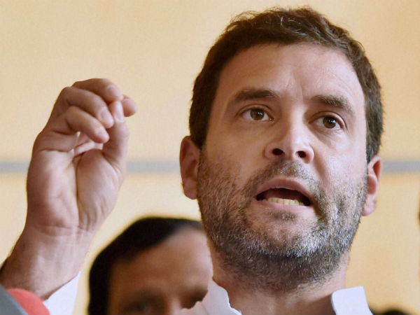  முரண்படும் அரசியல்