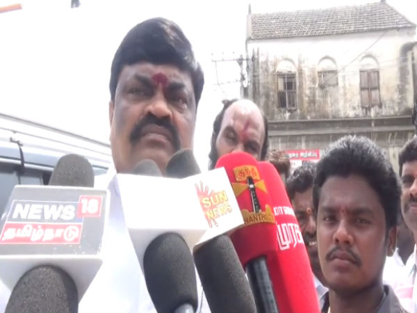 பண்ணையா திண்ணையா