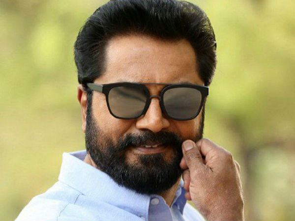 பீரங்கியாக மாறுகிறார்